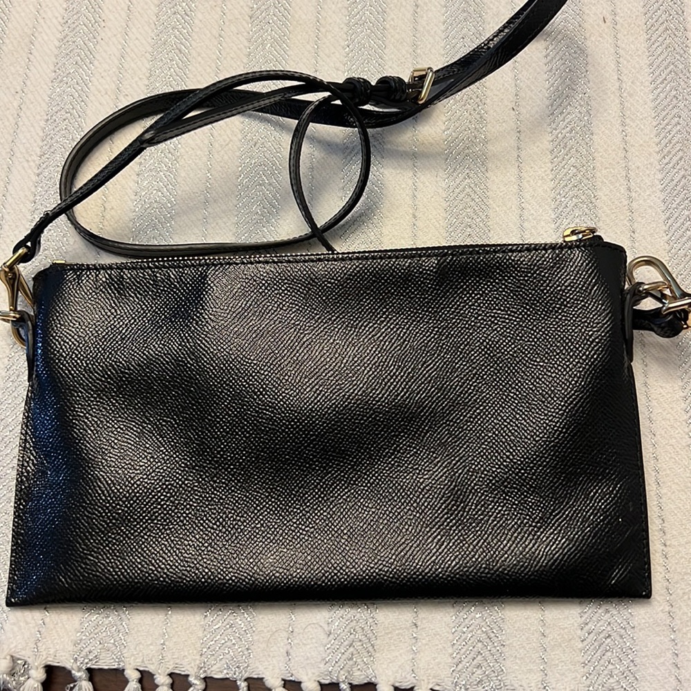 Burberry Black Leather Crossbody Bag with Gold Hardware - Picture 3 of 6